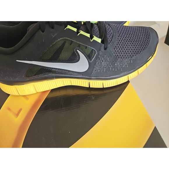 Nike Free Run +3 5.0 LAF Livestrong Lance Armstrong 511017 083 Men Shoes 10.5 - Picture 4 of 16